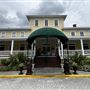 Lakeside Inn