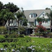 HERON CAY Lakeview Bed & Breakfast
