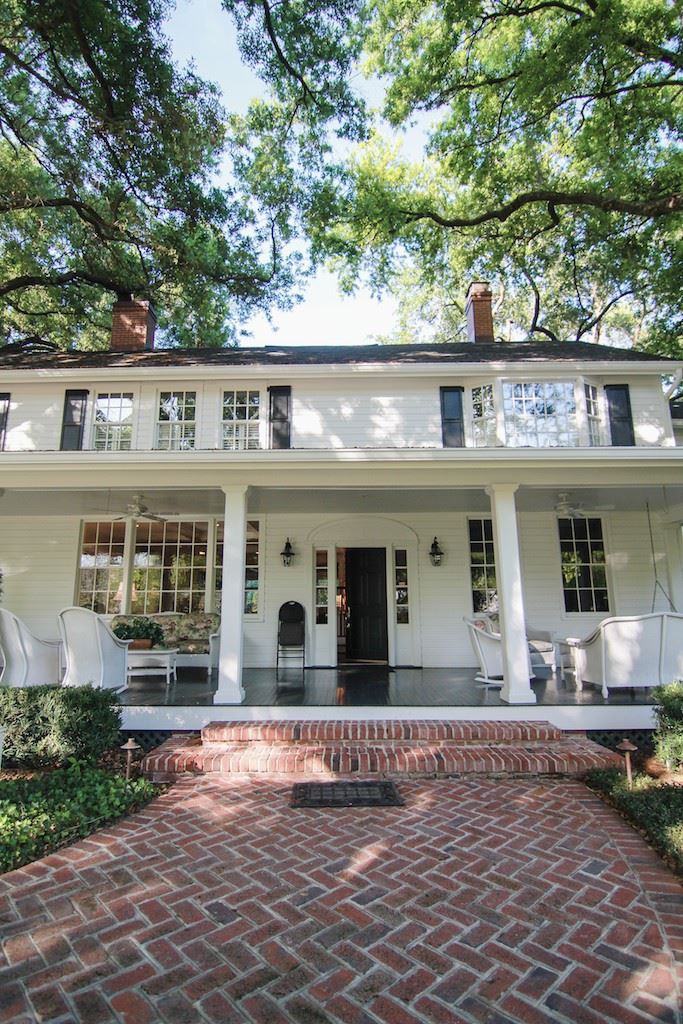 Locations hub classic american style home