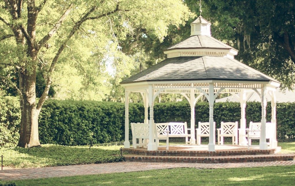 Locations hub classic american style home